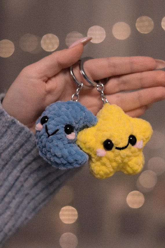 Star and Moon Matching Plush Keychains: Magnetic Kissing Couple