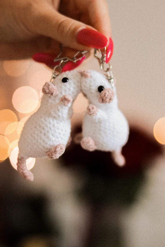 Kissing Rat Keychain Set: Handmade Crochet Plushie Couple