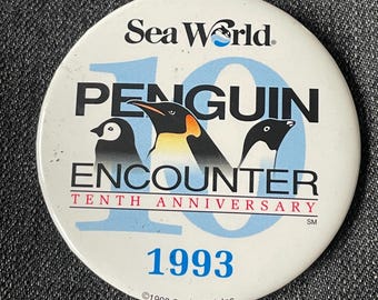 Vintage SeaWorld Penguin Encounter pinback button 1993 collectible souvenir