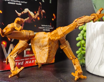 Rocky Moveable Model Hail Mary – Movie Inspired Alien Handheld Friend
