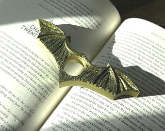 Wings of Valor Page Holder - 3D Printed Dragon Book Accessory