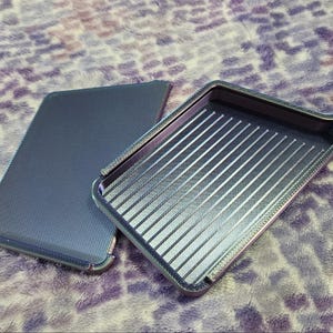 3D Printed Diamond Art Tray, Stylish Must-Have for Diamond Painting, Sliding Lid and Spout Stopper, Great Diamond Painting Accessory