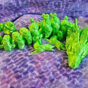 Forest Dragon Fidget Toy, 3D Printed Articulated Flexi Dragon, Full Size Mama Dragon, Dragon Lover Gift, Fantasy Themed Toy, Desk Accessory