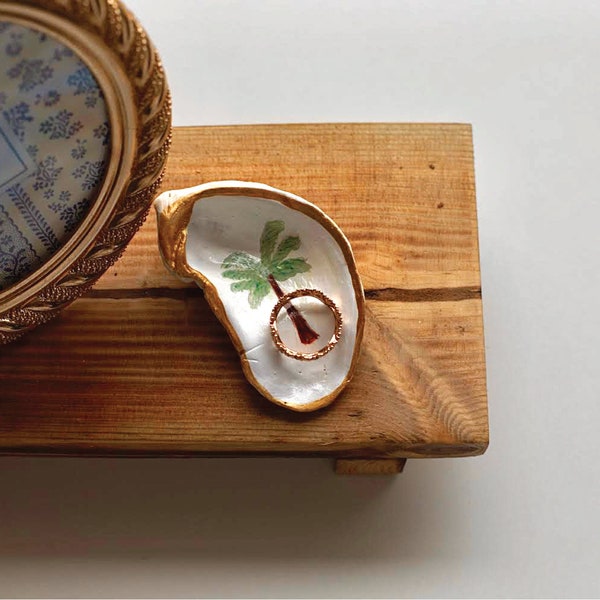 Palm Tree Painted Oyster Shell Ring Dish