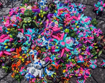 Tiny Jumping Spider Mystery 5 Pack - 3D Printed Multicolor Fidget