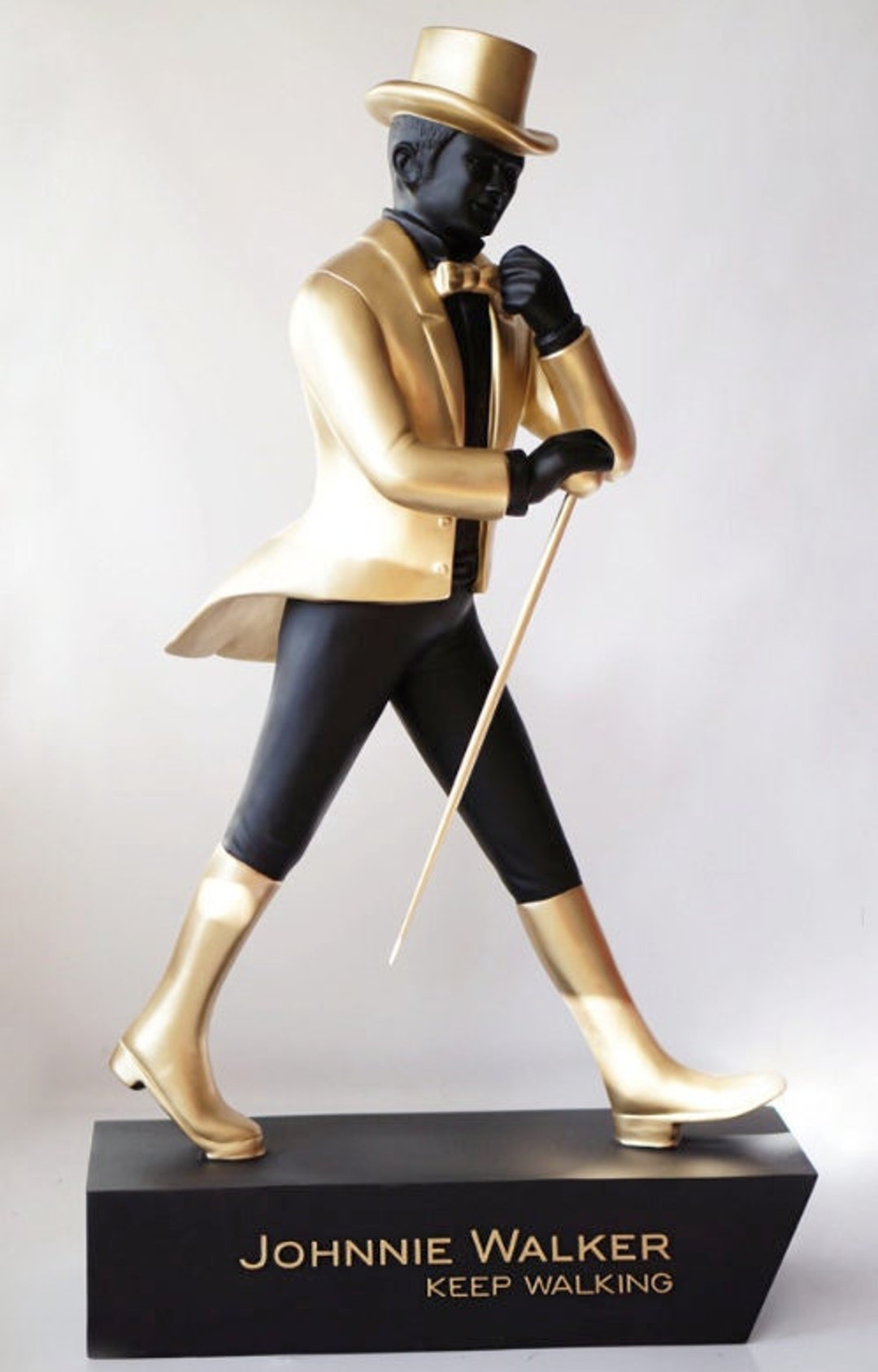 Johnnie Walker フィギュア Old Scotch Whisky Vtg JOHNNIE WALKER STATUE Huge Rubberoid Figurine 1970's