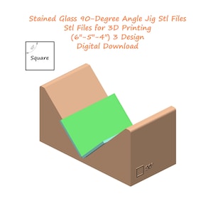 Puede incluir: Una plantilla angular renderizada en 3D para proyectos de vidrieras. La plantilla es de color beige con un cuadrado verde en el interior. El texto de la imagen dice "Stained Glass 90-Degree Angle Jig Stl Files" y "(6"-5"-4") 3 Design Digital Download."