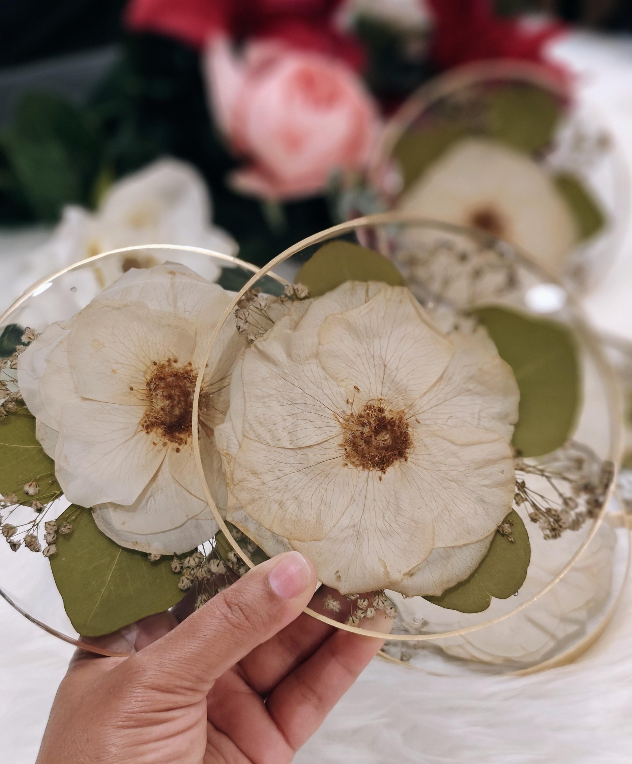 Preserved Wedding Bouquet Flower Coasters: Resin Art Gift Set (6