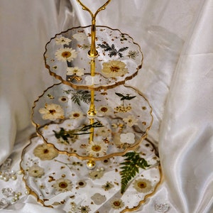 3 tiered resin tray/ cupcake stand/ dessert stand/ real pressed flowers