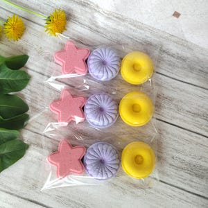 Colorful Kids Bath Bomb Set – Star, Donut & Flower – Handmade Gift for Birthday, Christmas or Party Favor