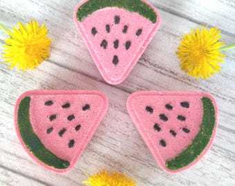Watermelon Bath Bomb for Kids – Fun Fizzy Summer Gift – Fruit Bath Bomb – Handmade Bath Fizzer with Natural Ingredients – Birthday Favor Ide