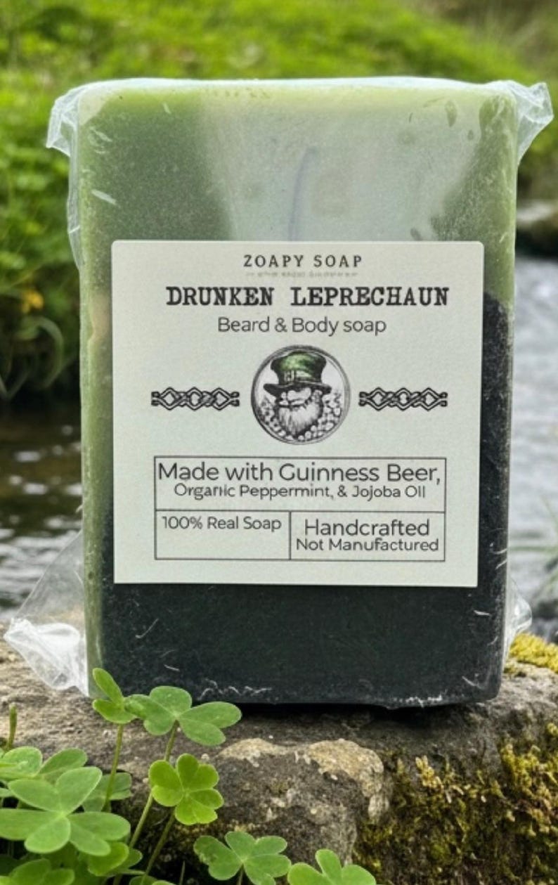 Savon pour le corps et la barbe Drunken Leprechaun : bière Guinness, menthe poivrée, huile de jojoba image 1