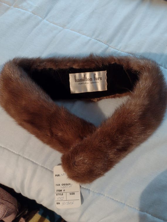 Vintage NWT Hamilton Mink brown fur collar