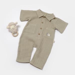 Muslin Baby Romper with Collar and Pocket - Organic Cotton Summer Jumpsuit for Boys and Girls - Short Sleeve Newborn Outfit