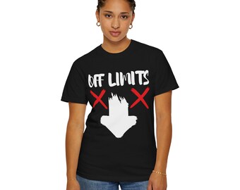 Camiseta teñida con estampado "Off Limits She's Taken", estilo casual