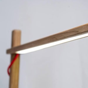 Wooden Oak Table Lamp With Adjustable Height and Brightness