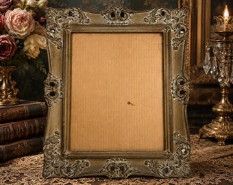 Vintage Hollywood Regency Frame – Ornate Rococo Gold Gesso, 14x11