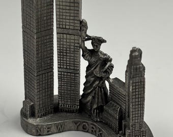 Vintage NYC Twin Towers Pewter Mini Statue – Wapw England Souvenir