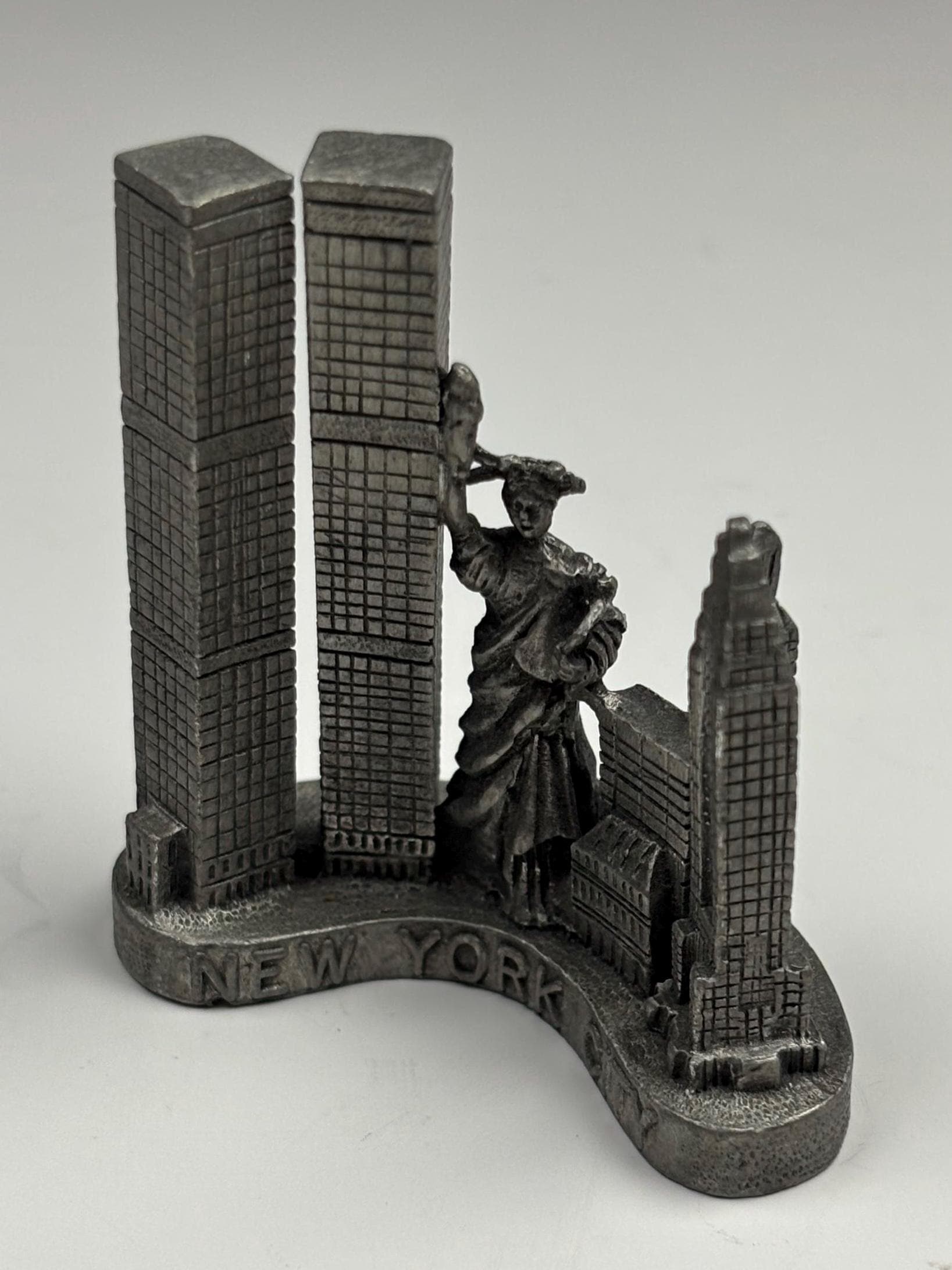 Vintage NYC Twin Towers Pewter Mini Statue – Wapw England Souvenir