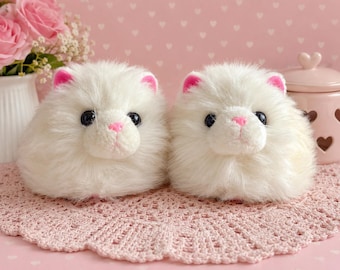 Vintage Love Mates White Persian Cat Slippers Limited Edition Plush House Shoes Women’s L 8-10 1980s 1990s