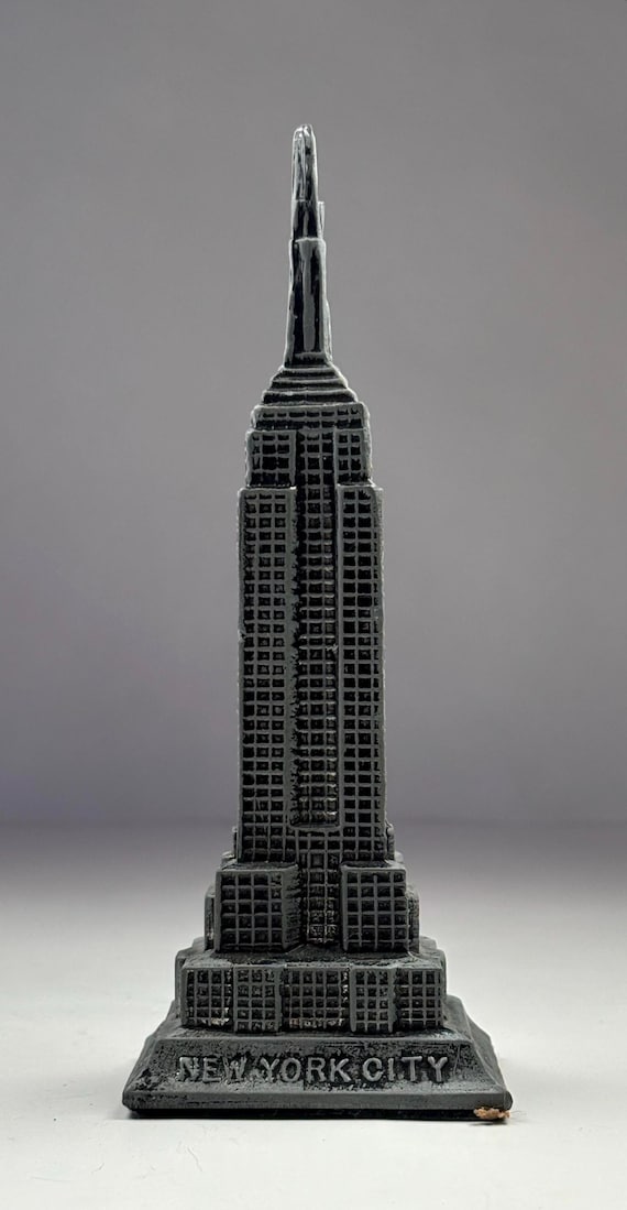 アンティーク雑貨 Empire State Building 1250ft New York City Empire State Building Statue – Vintage Cast Metal