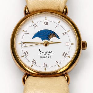 Sun Moon Quartz Watch - Etsy display picture 3
