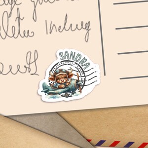 Pegatinas con nombre pequeño de vaca de las Highlands en un avión para postales, paquete de pegatinas de Postcrossing Meetup, suministros para amigos por correspondencia para correo postal