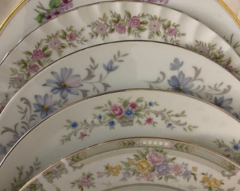 Set of 4 Mismatched Vintage China Dinner Plates