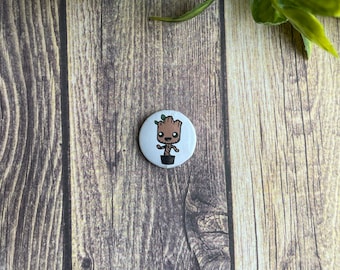 Marvel Universe-Themed Pin/Pinback Button