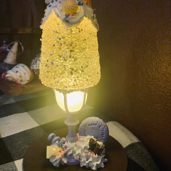 Yellow Gumdrop Nightlight, Table decor, Tiered tray, w/Fake Bake decor