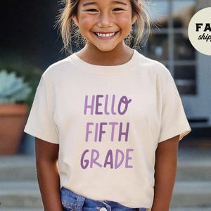 Hola quinto grado, camiseta para niños de quinto grado, camiseta de regreso a clases para niñas, camiseta del primer día de quinto grado para niñas, camiseta linda de quinto grado