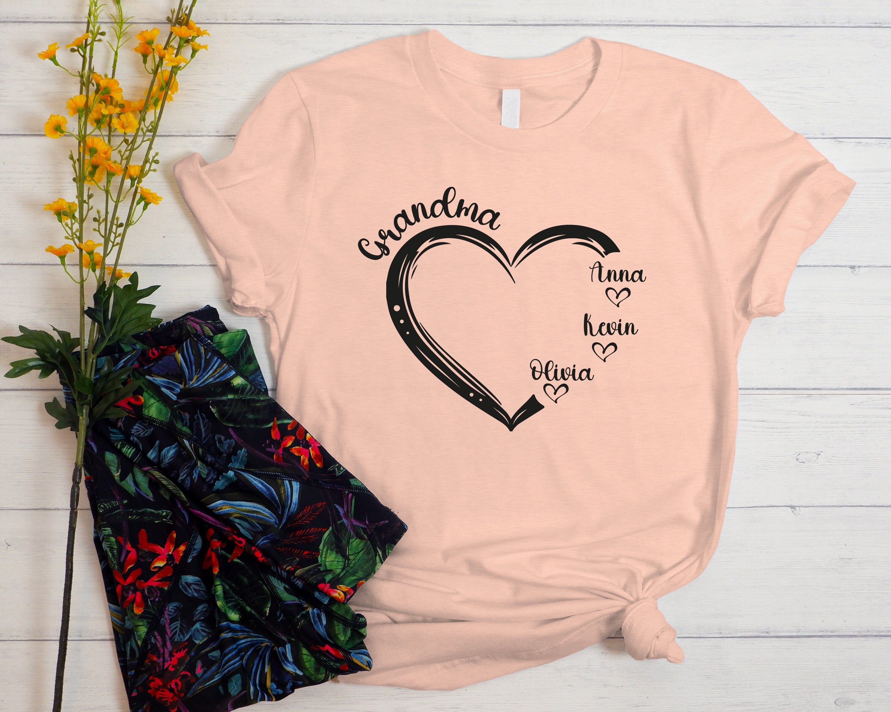 Personalized Grandma Shirt - Custom Grandkids Name Shirt For Nana, Mimi, Mom - Christmas Birthday Gift