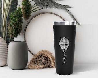 Gobelet de tennis personnalisé. Gobelet de tennis personnalisé avec raquette et nom, cadeau de tennis personnalisé. Cadeau joueur de tennis. Idées cadeaux pour les amateurs de tennis