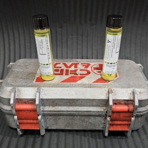 Glitterstim Battle Stimulant v2 - Cosplay Prop