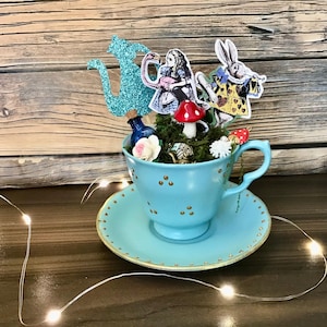 Alice in Wonderland 3D china tea cup handmade Alice in Wonderland Mad Hatter home decor gift idea