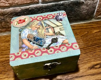 Alice in Wonderland wooden square jewellery box, Alice in Wonderland keepsake box, gift for her