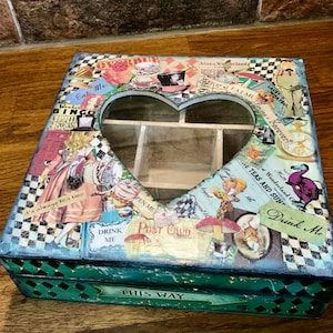 Solid wood Alice In Wonderland jewellery box, decoupaged, trinket box, keepsakes organiser. Alice in Wonderland gift, jewellery organiser.
