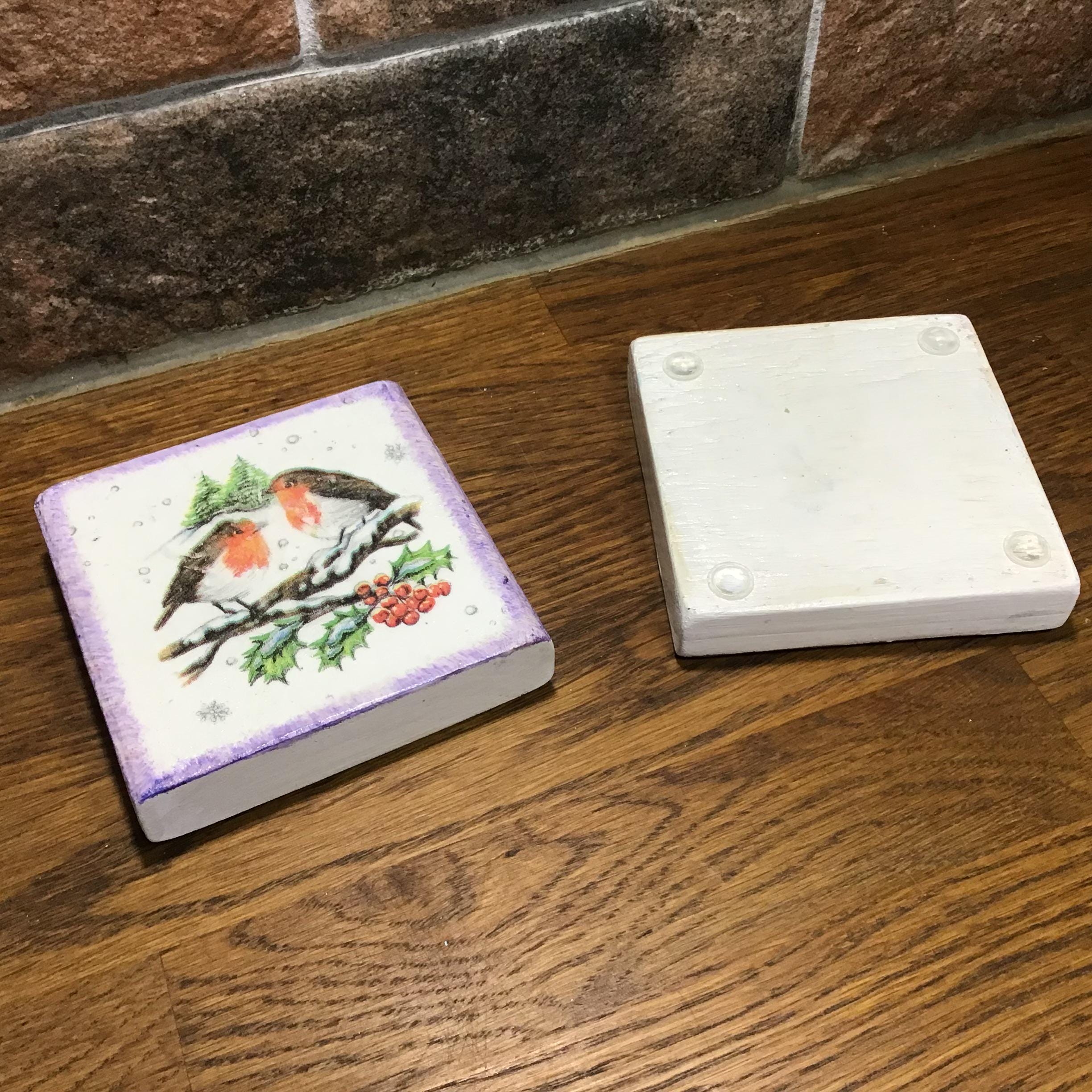 手作りクリスマスコースター：クリスマスのデコパージュ木製コースター