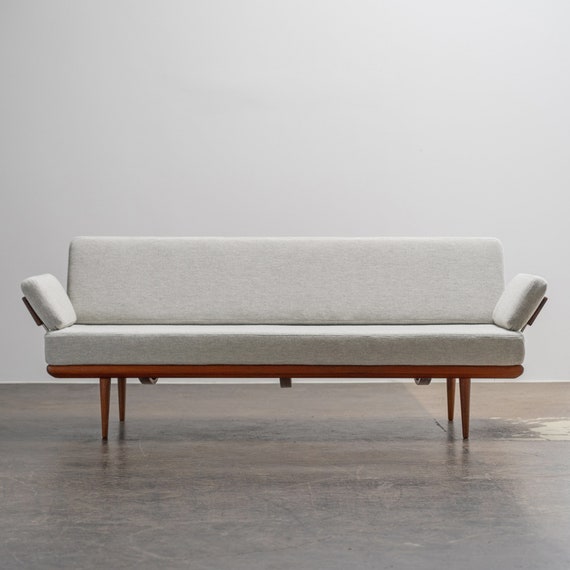 Danish Modern Sofa Daybed by Peter Hvidt and Orla Molgaard-nielsen