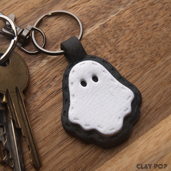 Handmade Ghost Polymer Clay Keychain: Spooky Halloween Charm