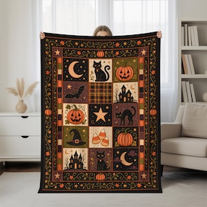 Manta aconchegante de Halloween inspirada em colcha vintage | Manta com gato preto, abóbora, fantasma e lua crescente