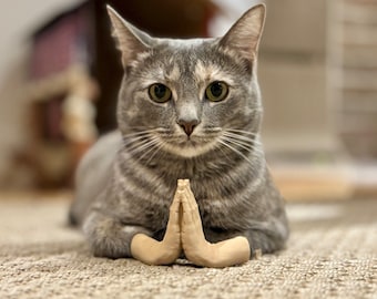 Cat Hands Namaste, Solid Tiny Praying Hands for Cats, 3D Printed Cat Loaf Prop, Funny Yoga Cat Gift