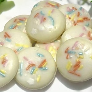 Sugar Cookie Wax Melt Embeds: Dessert Scented Soy Blend, 16 Cookies