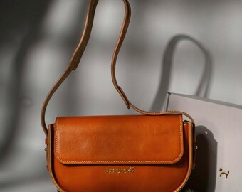 Handmade Leather Bag | Premium Italian Vegetable-Tanned Leather | Designer Minimalist Bag | 100% Genuine Leather | Handcrafted Gift