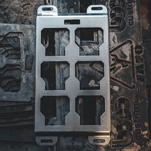 Milwaukee Packout Single 14 ga Mounting Plate, Light Duty