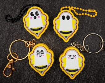 Boo Bee Fidget Clicker Keychain, 3D Printed Ghost Bee Keychain, Cute Spooky Season Gift, Funny Halloween Fidget Toy, Non-Candy Halloween
