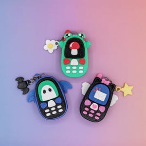 Kawaii Cell Phone Fidget Clicker Keychain | Glittery Frog, Angel Kitty, Bat Phone Clicky Fidgets | 3D Printed Cottagecore Backpack Charm