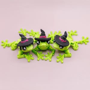 3D Printed Articulating Frog Witch, Fun Halloween Gift, 3D Printed Articulated Frog Models, 3D Printed Frog Decoration, Cute Frogs Fidgets