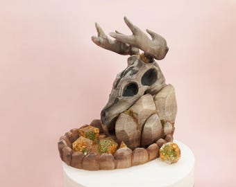 Hand Painted Deer Skull Dice Tower: 3D Printed RPG Gift