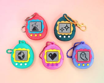 Virtual Pet Inspired Fidget Clicker Keychain, 3D Printed 90s Nostalgia Gift,  Clicky Fidget Backpack Zipper Pull, Retro 90's Party Favors